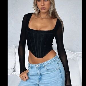 White fox black lace corset